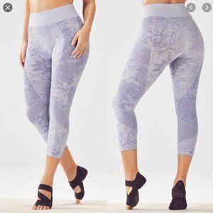 Fabletics Seamless Mid-Rise Leggings
